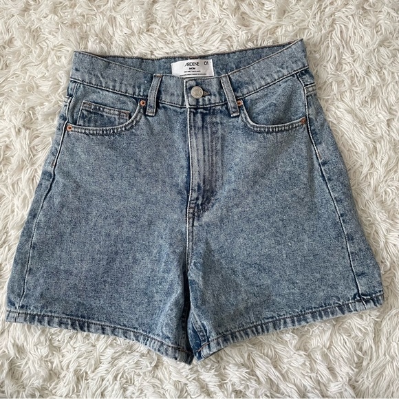 Ardene Pants - 3/$45 Ardene Medium Wash Mom shorts